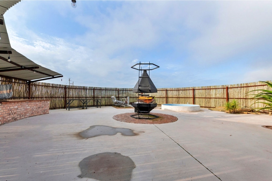 To Let 4 Bedroom Property for Rent in Long Acres Country Estate Western Cape